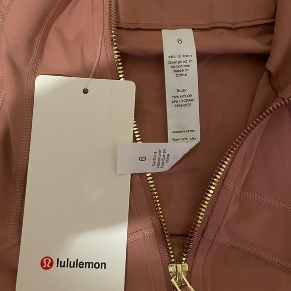 lululemon athletica Mauve Utility Jacket - Picture 2 of 5